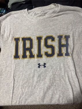 Under Armour Men's Gray 'IRISH' Notre Dame Graphic Tee with Navy and Gold